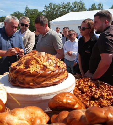 Екснардеп з Харкова почав будівництво хлібопекарського комплексу на Львівщині
