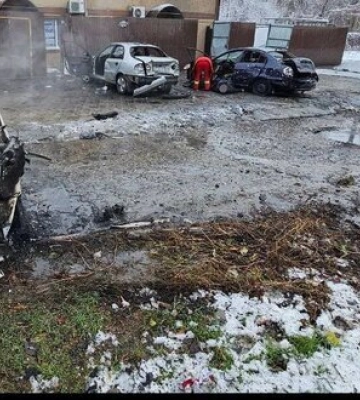 Зранку окупанти обстріляли Херсон, дві особи загинули. ФОТОрепортаж