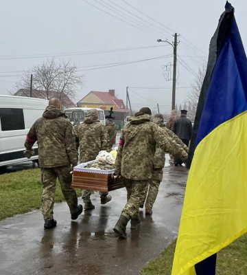 На Волині провели в останню путь Захисницю родом із Маріуполя (Фото)