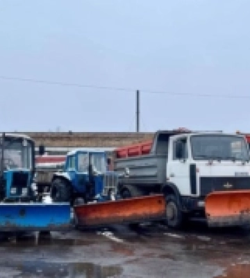 Заготували 1600 тонн піщано-соляної суміші: як на Волині готуються до зими