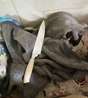 У Херсоні жінка вдарила чоловіка ножем