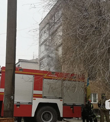 В Кривом на пожаре пожарные спасли мужчину