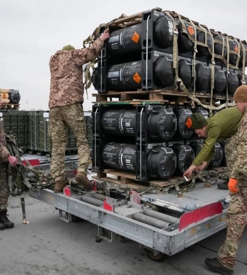 Экс-посол США в Украине назвал цель визита главы Пентагона в Киев (видео)