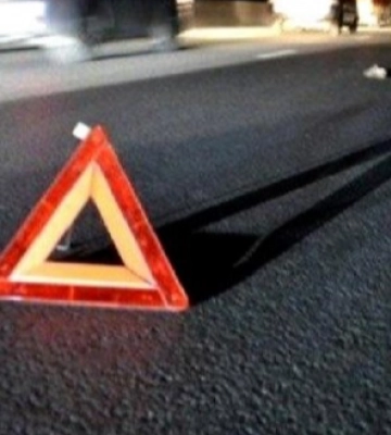 У Луцьку автівка збила чоловіка, він у лікарні