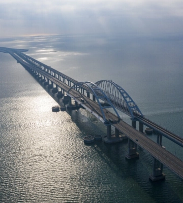 В окупованому Криму шторм завдав істотної шкоди обороні Керченського мосту — OSINT В окупованому Криму шторм завдав істотної шкоди обороні Керченського мосту — OSINT