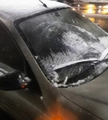 У Луцьку автомобіль збив чоловіка: постраждалого госпіталізували