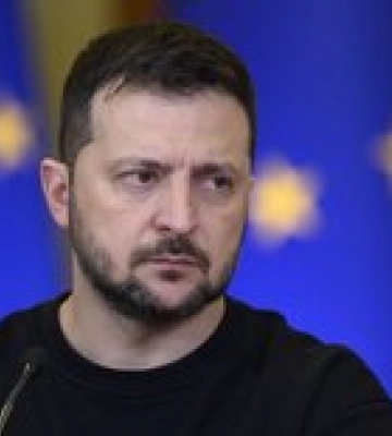 Зеленский: Мы можем остановить войну, но ценой будут Крым и Донбасс