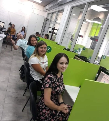 У Луцьку почали здавати водійські іспити без навчання в автошколі: вартість, скільки питань