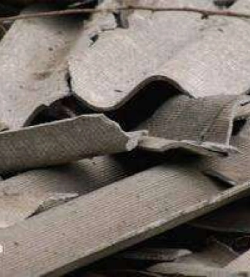 У Дніпрі за 2023 рік відремонтували 135 покрівель – аварійних і постраждалих від ракетних ударів