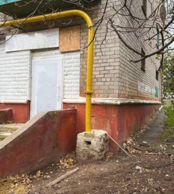 У Краматорську відремонтували газову мережу пошкодженої обстрілом багатоповерхівки
