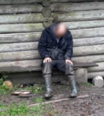 Чоловік, якого вчора мукачівські прикордонники знайшли у лісі – помер