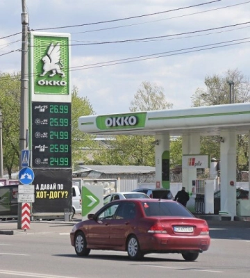 АЗС показали, скільки коштують бензин, дизель та автогаз в Одеській та Львівській областях
