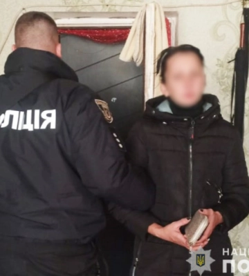 У Чернігові через ревнощі жінка ледь не вбила знайому