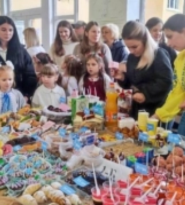 Зібрали понад 100 тисяч гривень для захисників: у ліцеї на Волині провели благодійний ярмарок