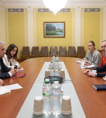 В Офісі Президента обговорили підготовку українських військових із командувачем місії ЄС
