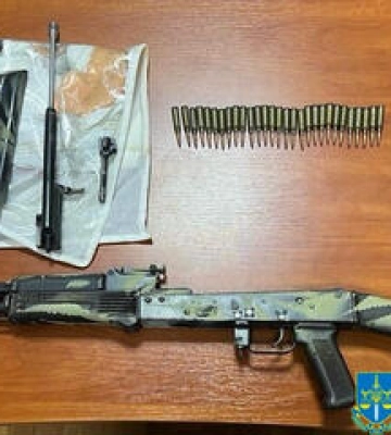 На Полтавщині затримали чоловіка, який продавав гранати й зброю