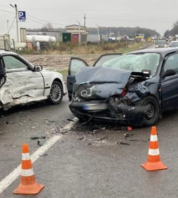 Внаслідок ДТП на Львівщині постраждали троє осіб