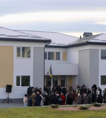 Розраховане на 60 людей: на Львівщині збудували житло для вимушених переселенців