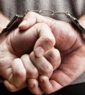 Викрав із магазину понад 18 тис грн: чоловіку з Вараша загрожує черговий строк за ґратами