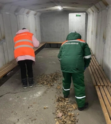 З мобільних укриттів у Краматорську доводиться регулярно прибирати сміття
