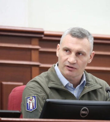 Пів мільярда Генштабу ЗСУ, 300 млн військовим частинам: Кличко про додаткову допомогу військовим, яку виділяє Київрада