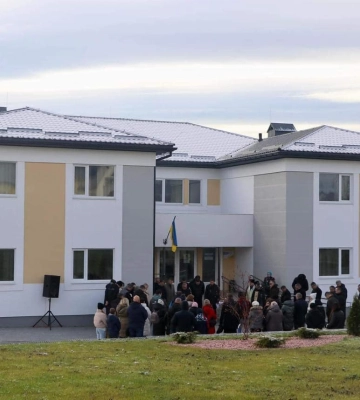 На Львівщині побудували каркасний багатоквартирний будинок для переселенців (ФОТО)