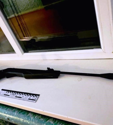 В Івано-Франківській області підліток випадково застрелив товариша по навчанню. З’явилось відео