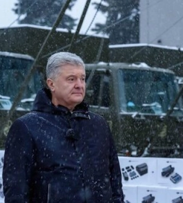 Бригади на східному фронті отримають партію допомоги на 51 млн грн: 29 одиниць автомобільної техніки та 164 квадрокоптери. ФОТО