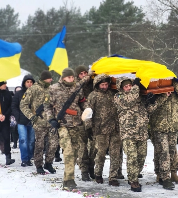 Тіло ідентифікували за результатами ДНК: на Волині провели в останню дорогу Героя Романа Приступу