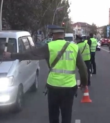В Мелитополе слышны взрывы, оккупанты проводят облавы в центре города