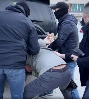 СМИ: В Крыму задержали мужчину за &quot;передачу Украине военной техники&quot;