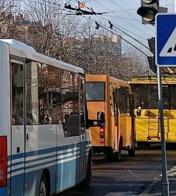 На кількох міжміських маршрутах Полтавщини знизять вартість проїзду