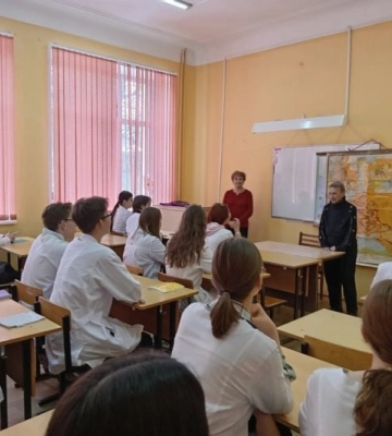Студентов Мелитопольского медколледжа заставляют оказывать помощь раненым оккупантам