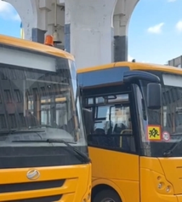 На Волині ще три громади отримали шкільні автобуси