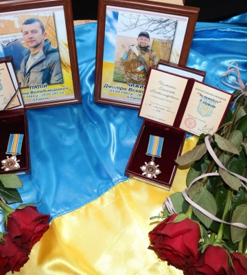 У Горохові рідним загиблих захисників вручили їхні посмертні ордени