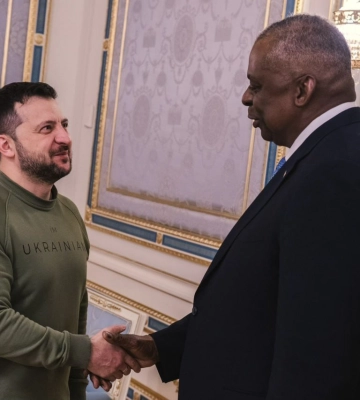 Глава Пентагону зустрівся із Зеленським у Києві