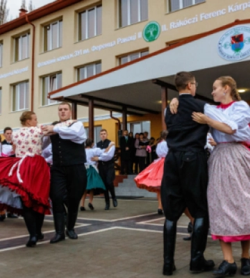 Україна вирішить проблемні питання освіти закарпатських угорців на початку грудня