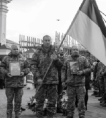 У Луцьку попрощалися з Героями Артемом Одінцовим та Олександром Бортніком