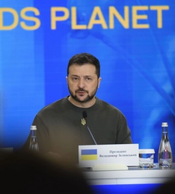 Україна отримає кораблі для захисту суден у «зерновому коридорі»