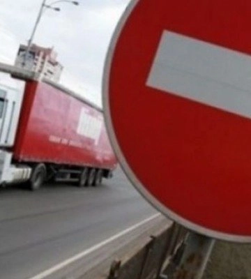 У Миколаєві через негоду готуються обмежити рух вантажівок