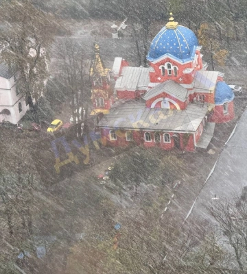 На півдні Одещини випав сніг, на двох трасах тимчасово перекрили рух для вантажівок