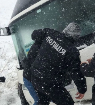В Одесской области из-за непогоды закрыли две трассы для грузовиков
