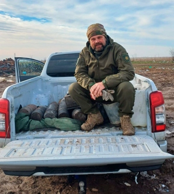 Рівненському вибухотехніку вручили подяку на Херсонщині