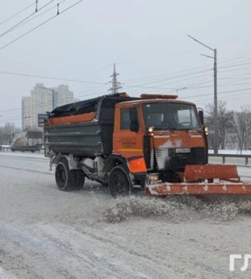 У Києві починають діяти обмеження на в&#039;їзд великогабаритного транспорту через снігопад
