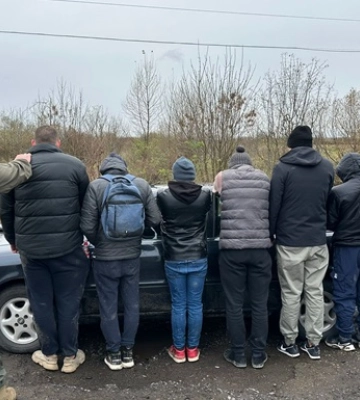 Прикордонники зупинили ухилянтів, які мали пішки йти в Угорщину