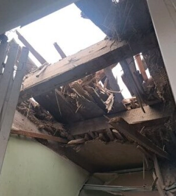 Протягом дня окупанти атакували Нікополь двома дронами-камікадзе і двічі з важкої артилерії. ФОТОрепортаж