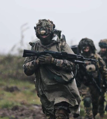 На Херсонщині українські захисники надалі утримують зайняті позиції на лівобережжі Дніпра, на Авдіївському напрмку за добу відбито 30 атак ворога, - Генштаб ЗСУ