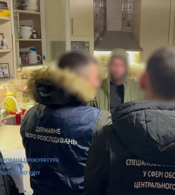 Їжу для військових продавали у магазинах і ресторанах: у Київській області на оборудці викрили посадовців військової частини