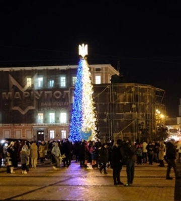 Головну ялинку встановлять на Софійській площі: як у Києві святкуватимуть Різдво та Новий рік