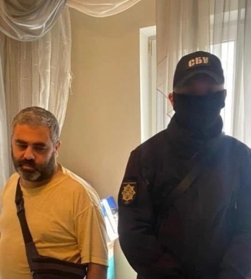 Блогер «дознімався» — СБУ вручила підозру провокатору, який робив нічні скандальні стріми у Києві